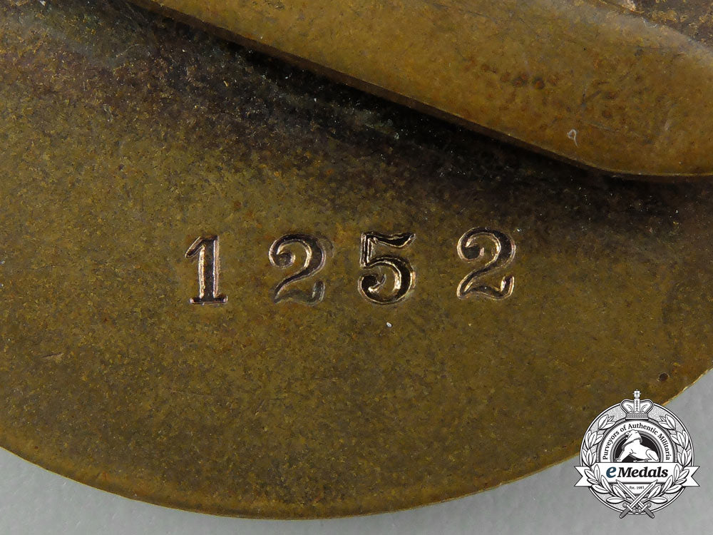 a_hungarian_detektiv_badge;1930’_s_period_aa_1933