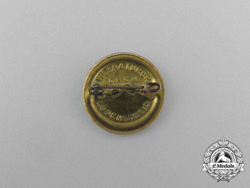 a“_bavarian_travel_agency”_in_berlin_employee_badge_by_tweer&_turck_aa_2058