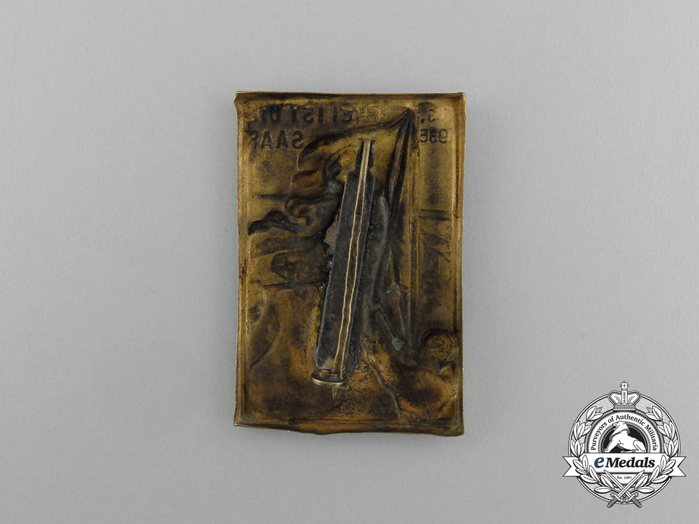 a1935“_the_saar_is,_and_shall_remain_free”_celebration_badge_aa_2150