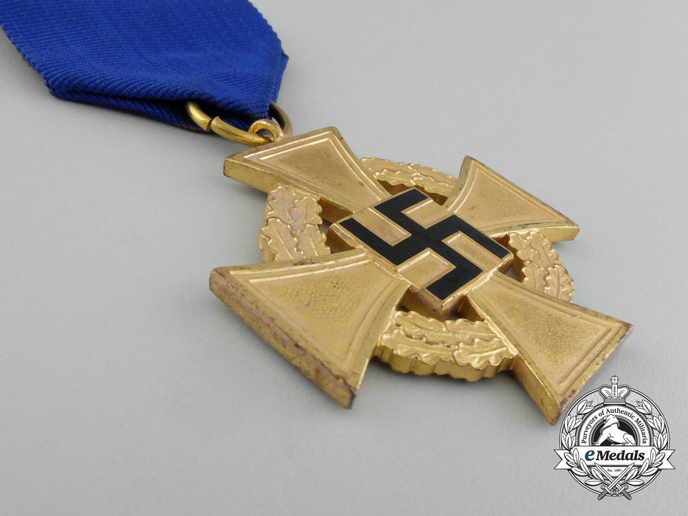 a_cased_german40-_year_faithful_service_cross;_first_class_by_deschler&_sohn_aa_3238