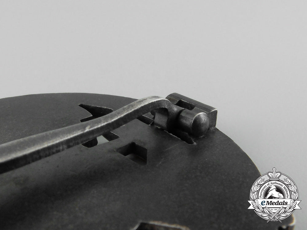 an_early_war_quality_blockade_runner_badge_aa_4401