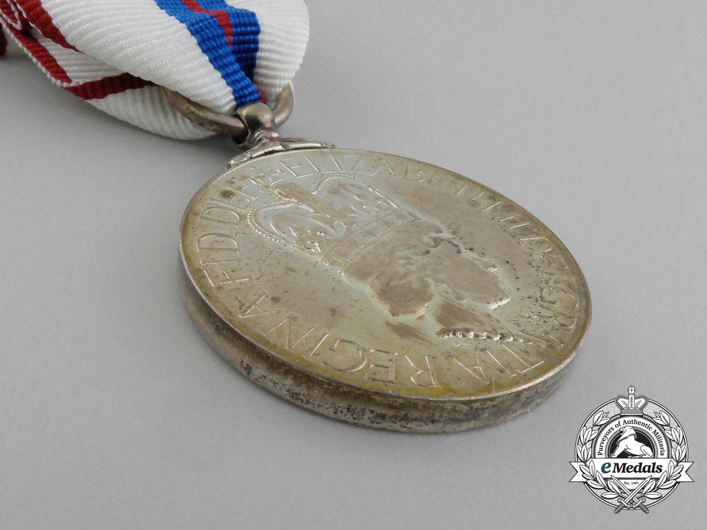 canada._a_queen_elizabeth_ii's_silver_jubilee_medal1952-1977_aa_4621