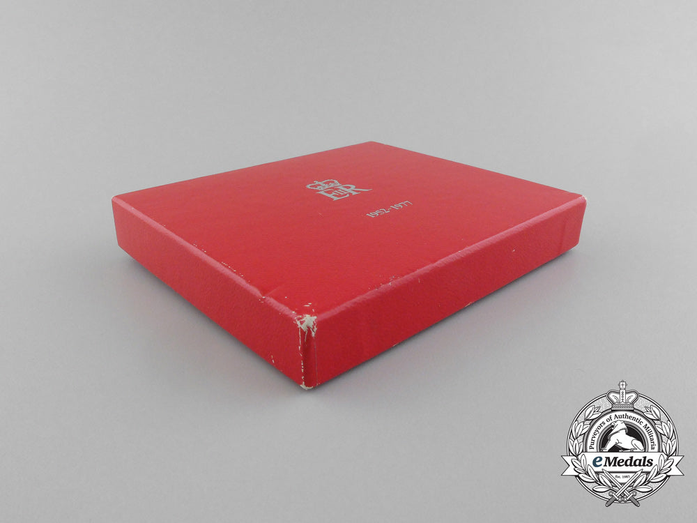 canada._a_queen_elizabeth_ii's_silver_jubilee_medal1952-1977_aa_4622