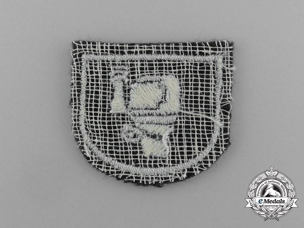 a_royal_canadian_air_force(_rcaf)_aerial_photographer_trade_badge1944-1949_aa_4666