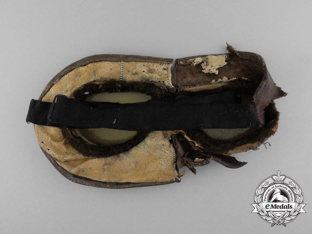 a_rare_set_of_first_war_british_mark_ii_flying_goggles_of_rfc_pilot_kia_aa_5458
