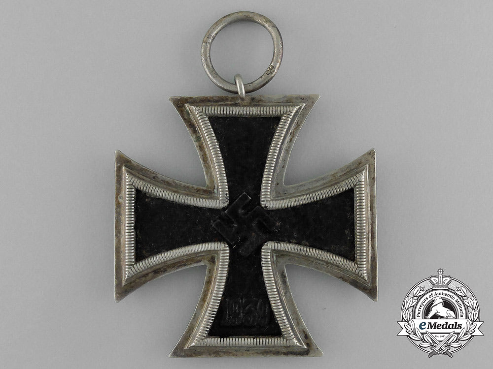a_recovered_iron_cross1939_second_class_by_klein&_quenzer_a.g._aa_6013