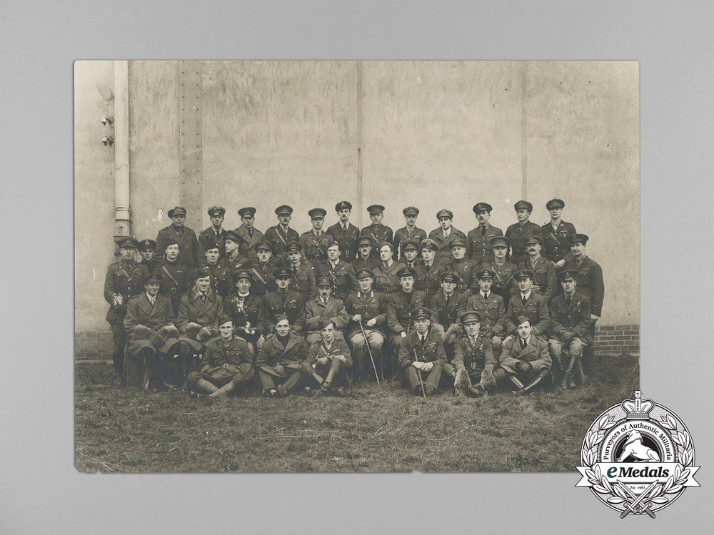 six_first_war_royal_flying_corps(_rfc)_airmen_photographs_aa_7275