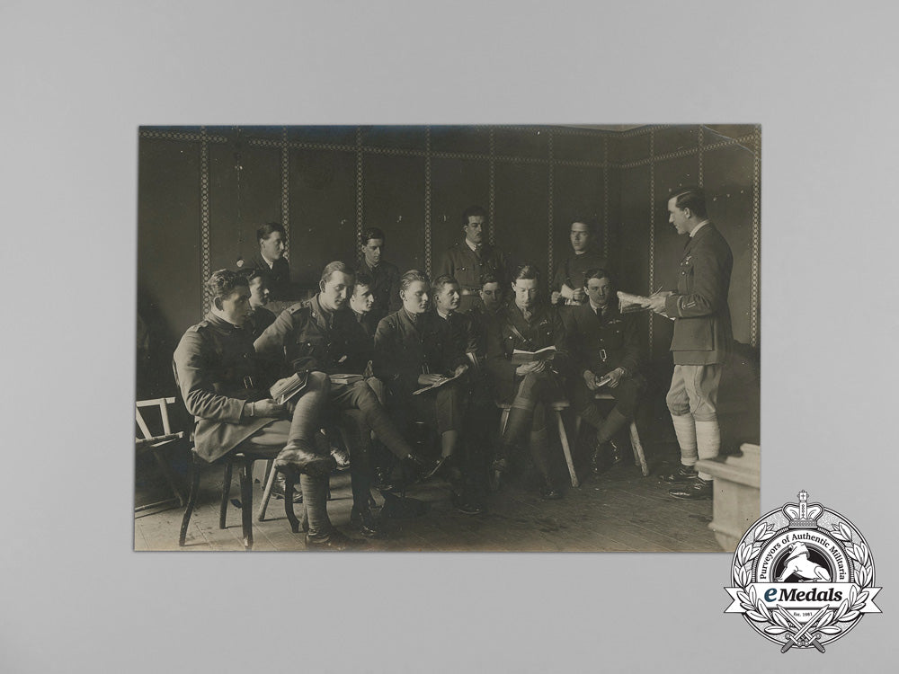 six_first_war_royal_flying_corps(_rfc)_airmen_photographs_aa_7278