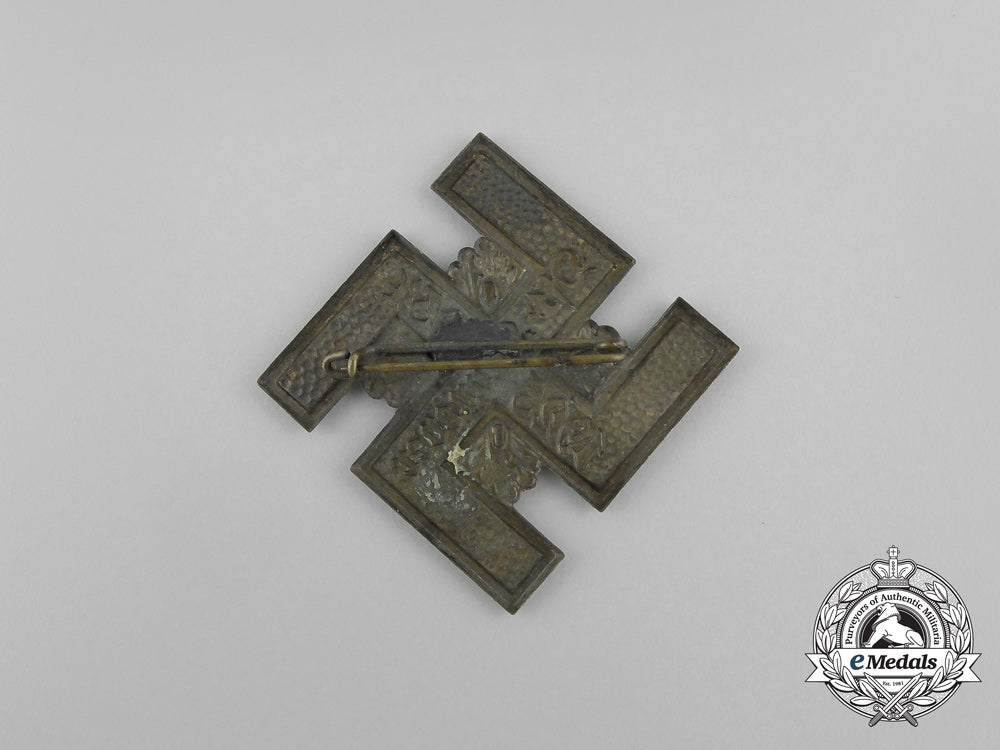 a19349-_year_anniversary_of_nsdap_in_ost_hannover_badge_aa_8851