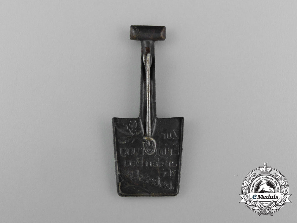 a_third_reich_period“_in_remembrance_of_the_construction_of_the_westwall”_badge_aa_8861
