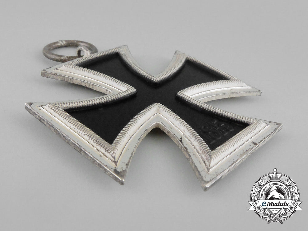 a_mint_iron_cross1939_second_class_by_hermann_aurich_of_dresden_aa_9657