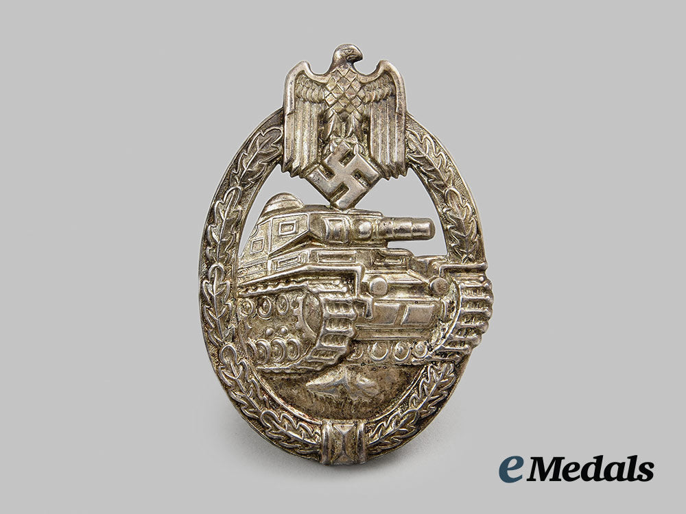 germany,_wehrmacht._a_mint_panzer_assault_badge,_silver_grade_ai1_2167-_1_