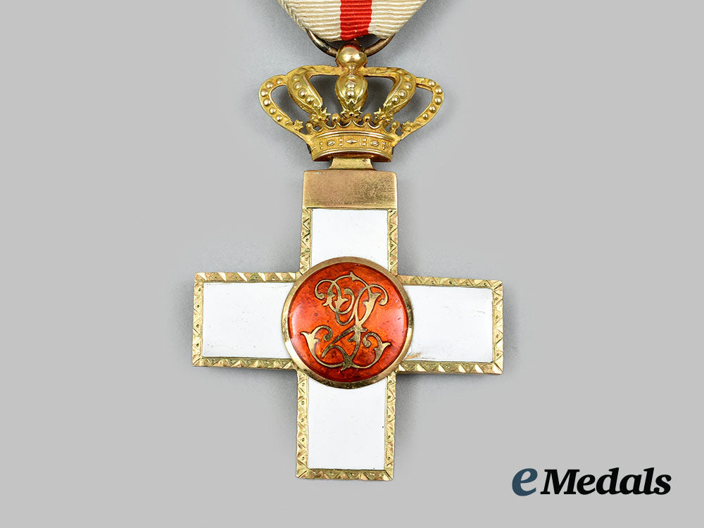spain,_kingdom._an_order_of_military_merit,_cross_with_white_distinction_in_gold,_c.1865_ai1_2688_1