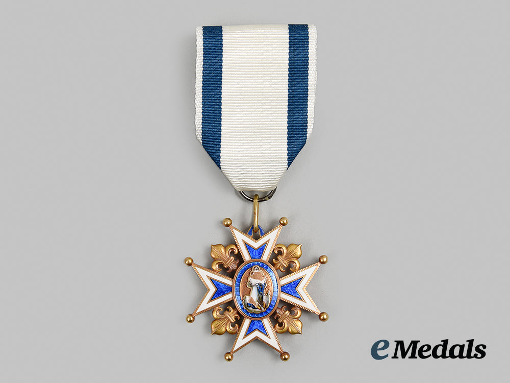 spain,_kingdom._an_order_of_charles_iii,_knight_in_gold,_with_case,_by_cejalvo_ai1_4236_1