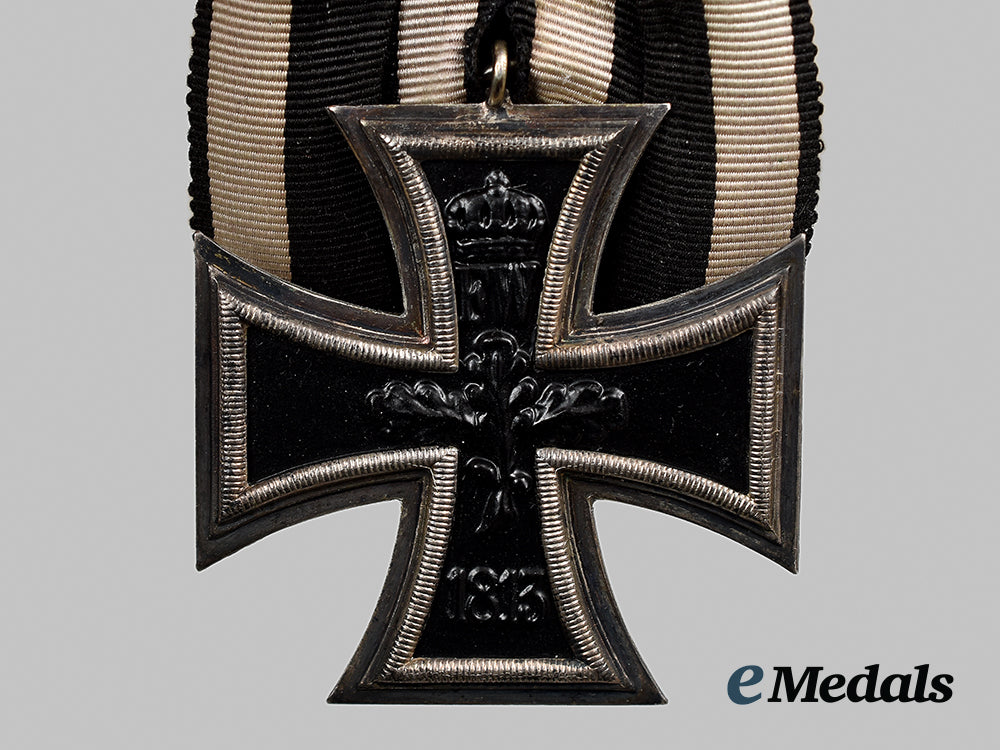 germany,_imperial._a_parade-_mounted1914_iron_cross_ii_class,_by_j._reimann_ai1_6171