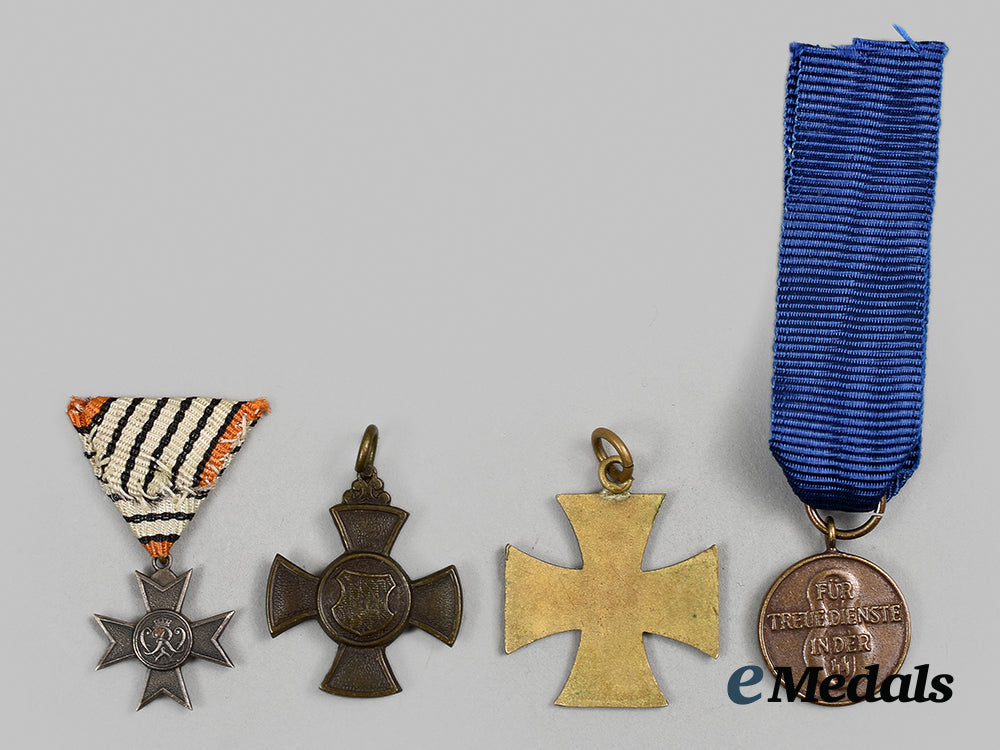 germany,_imperial._a_mixed_lot_of_miniature_awards_ai1_6673