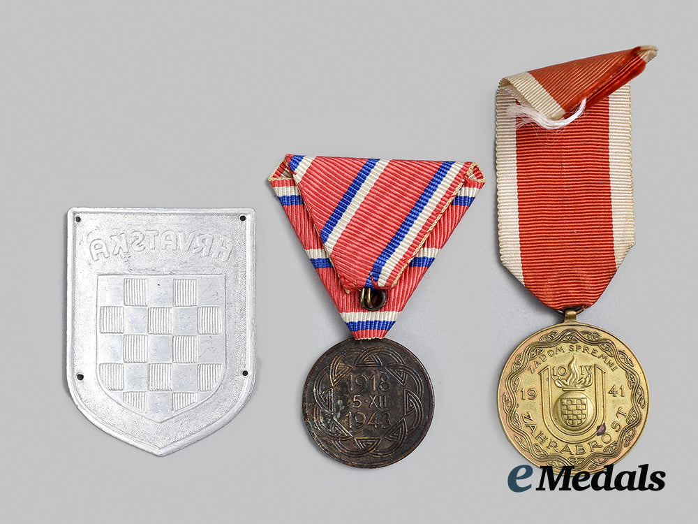 croatia,_independent_state._a_lot_of_croatian_axis_volunteer_awards_and_insignia_ai1_6959_1