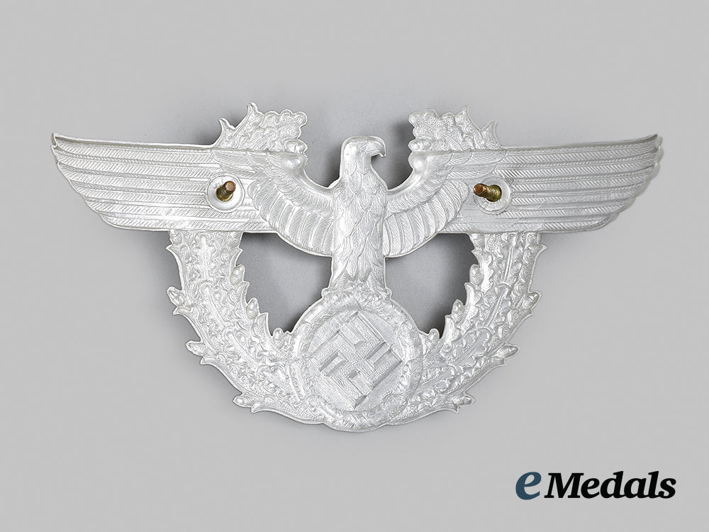 germany,_ordnungspolizei._a_shako_plate,_by_christian_theodor_dicke_ai1_7069_1