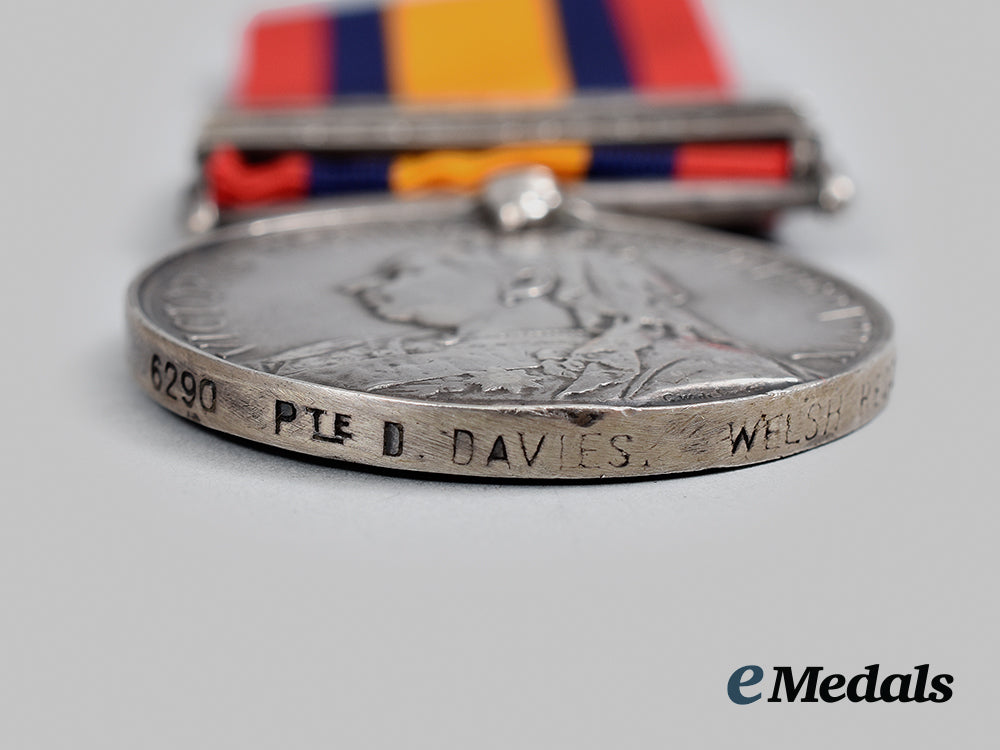 united_kingdom._a_queen’s_south_africa_medal_to_pte._davis,_welsh_regiment_ai1_7151_1