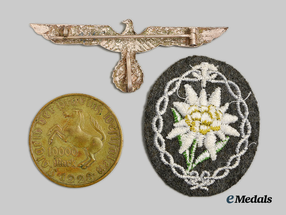 germany,_wehrmacht._a_mixed_lot_of_insignia_ai1_7607_1