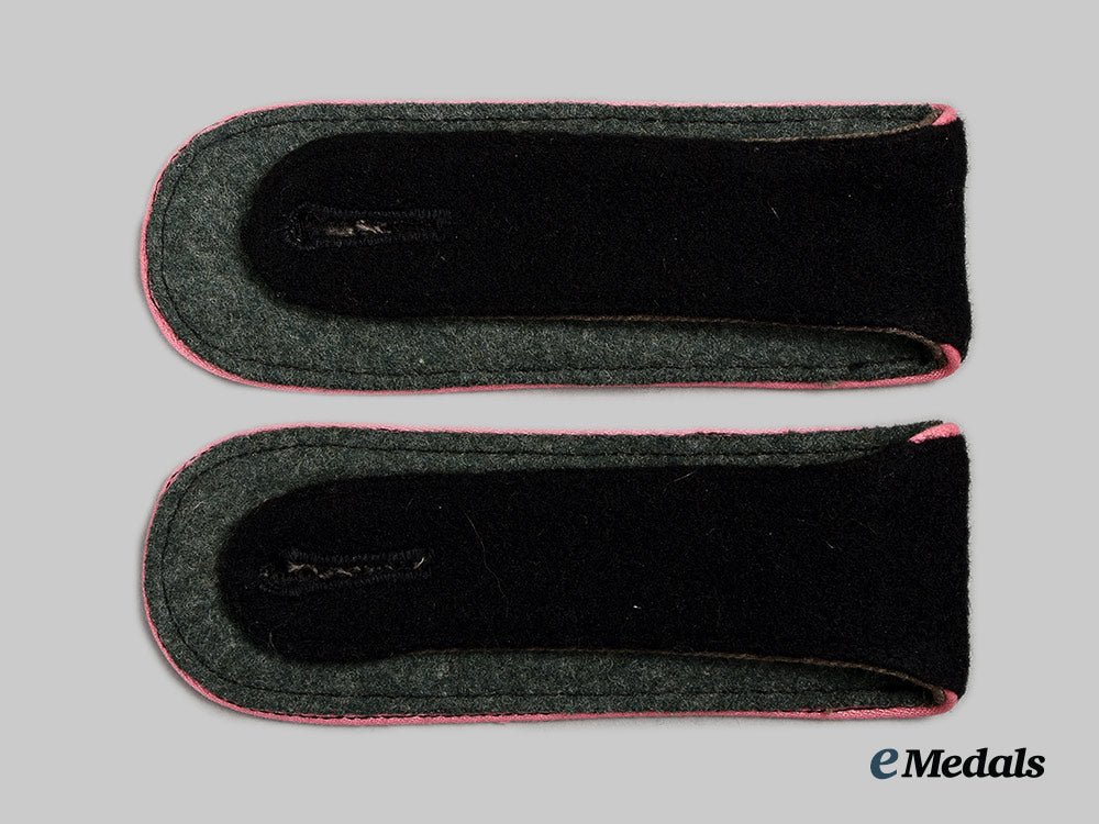 germany,_ss._a_mint_set_of_waffen-_ss_panzer_troops_enlisted_personnel_shoulder_straps_ai1_7666