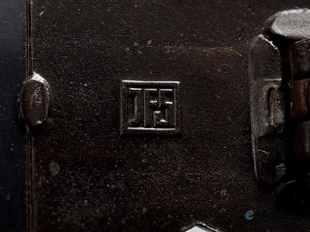 germany,_wehrmacht._a_close_combat_clasp,_bronze_grade,_by_josef_feix&_söhne_ai1_7997