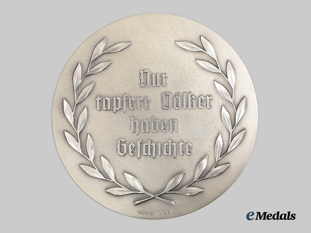 germany,_third_reich._a_prototype_table_medal_for_the1940_nuremberg_rally,_by_deschler&_sohn_ai1_8091_1