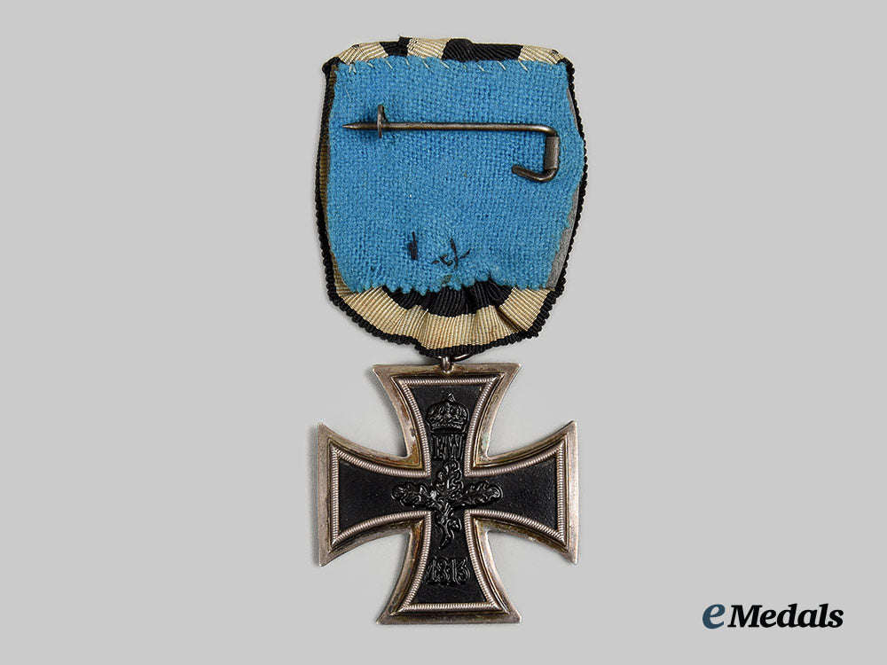 germany,_imperial._a_parade-_mounted1914_iron_cross_ii_class_ai1_8176