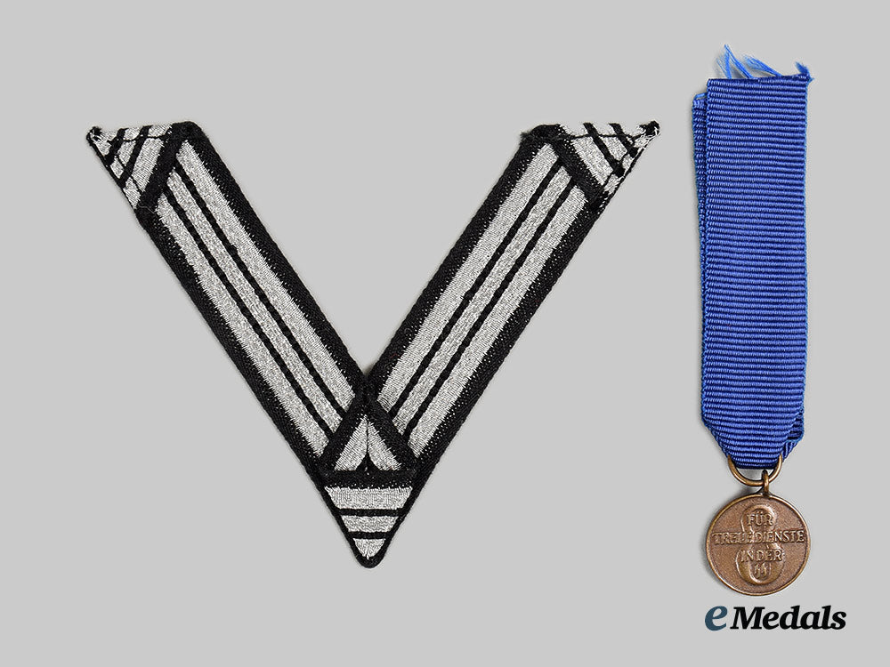 germany,_ss._an_honour_chevron_for_old_fighters,_with_miniature8-_year_long_service_medal_ai1_8259_1