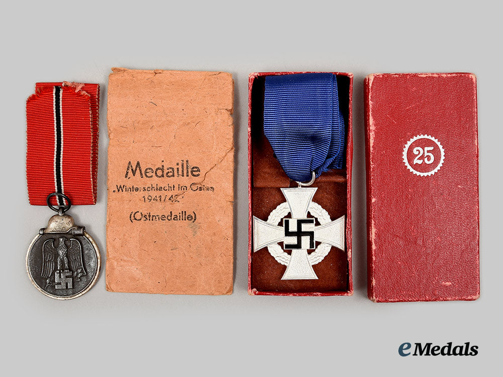 germany,_third_reich._a_mixed_lot_of_decorations_ai1_8781_1