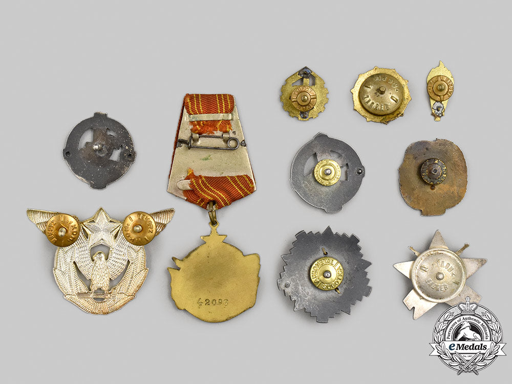 yugoslavia,_socialist_federal_republic._a_lot_of_ten_medals_and_badges_ai_068