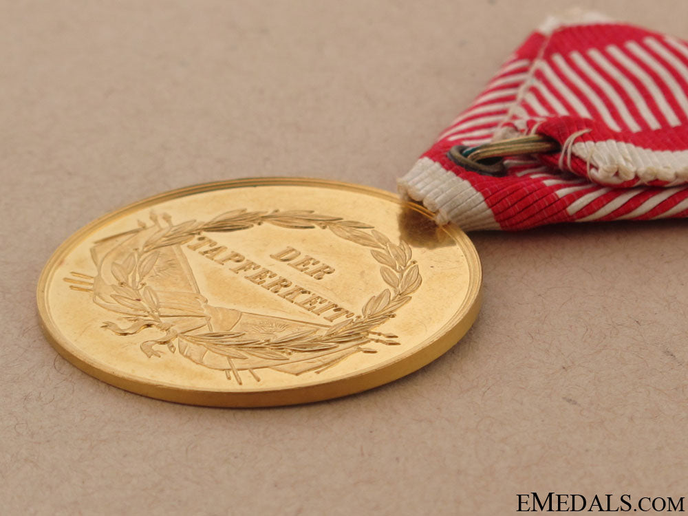 golden_bravery_medal–_in_gold_ambm1000f