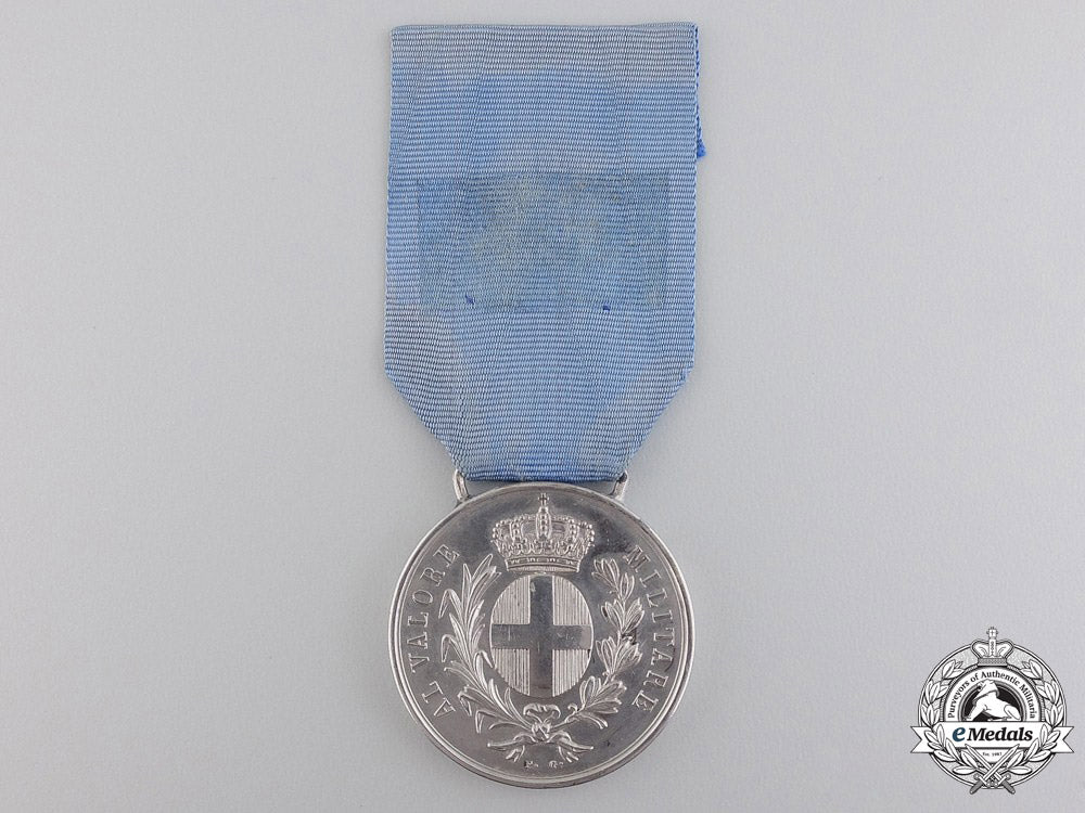 italy._an1859_al_valore_militare_medal_to_frenchman_during_franco-_austrian_war_an_1859_italian__546a4eae366a6_1_1