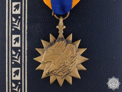 An American  Air Medal With Cased