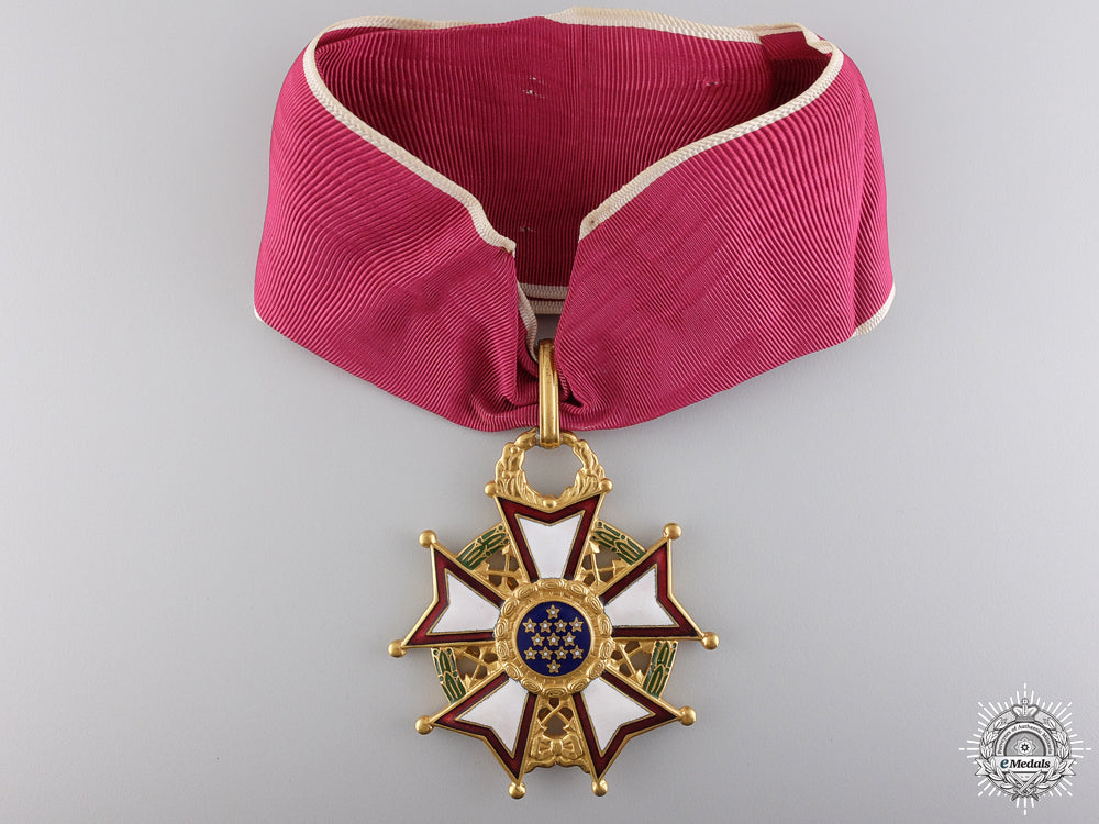 united_states._a_legion_of_merit,_commander_badge_an_american_legi_54748eb9b2b58
