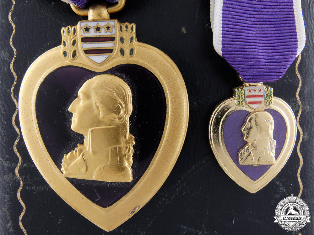 an_american_second_war_purple_heart_with_miniature&_case_an_american_seco_5596c83c3143b