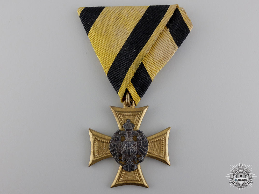 an_austrian_long_service_award_an_austrian_long_54c26aed7b0f2