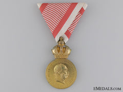 An Austrian Military Merit Medal "Signum Laudis"; Bronze Grade,