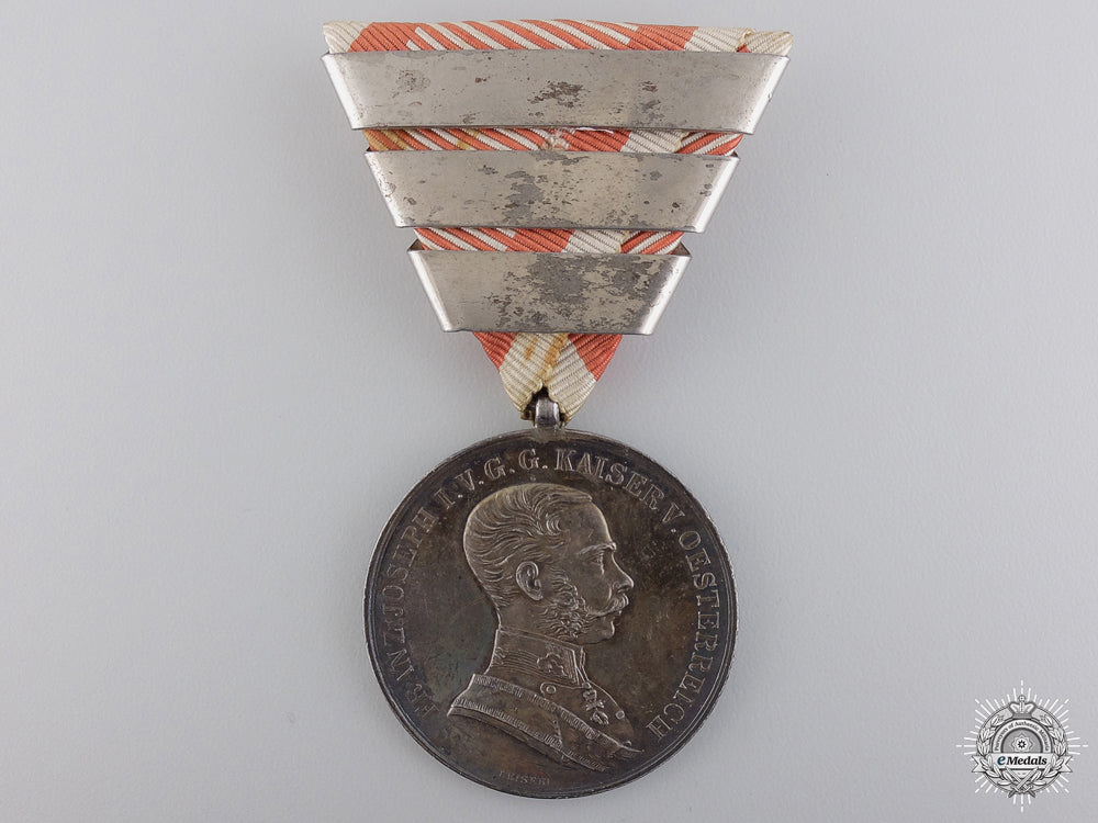 an_austrian_silver_bravery_medal;1_st_class_an_austrian_silv_5470ccd4adff7