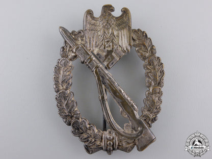 an_early_infantry_badge;_silver_grade_an_early_infantr_55b3a289db138