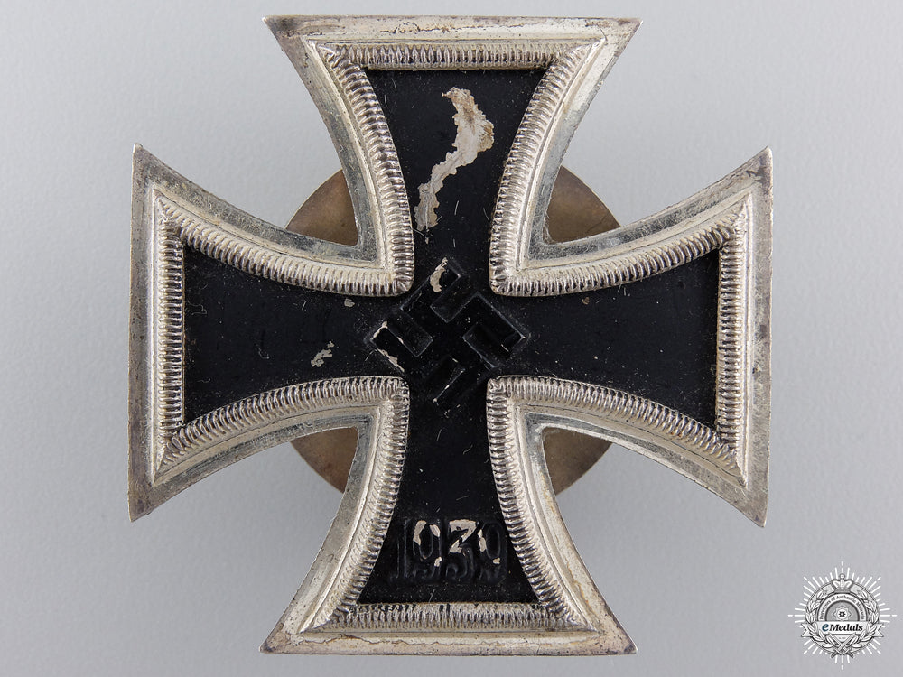 an_iron_cross_first_class1939_by_schauerte&_höhfeld_an_iron_cross_fi_54fdcb9eb19e4