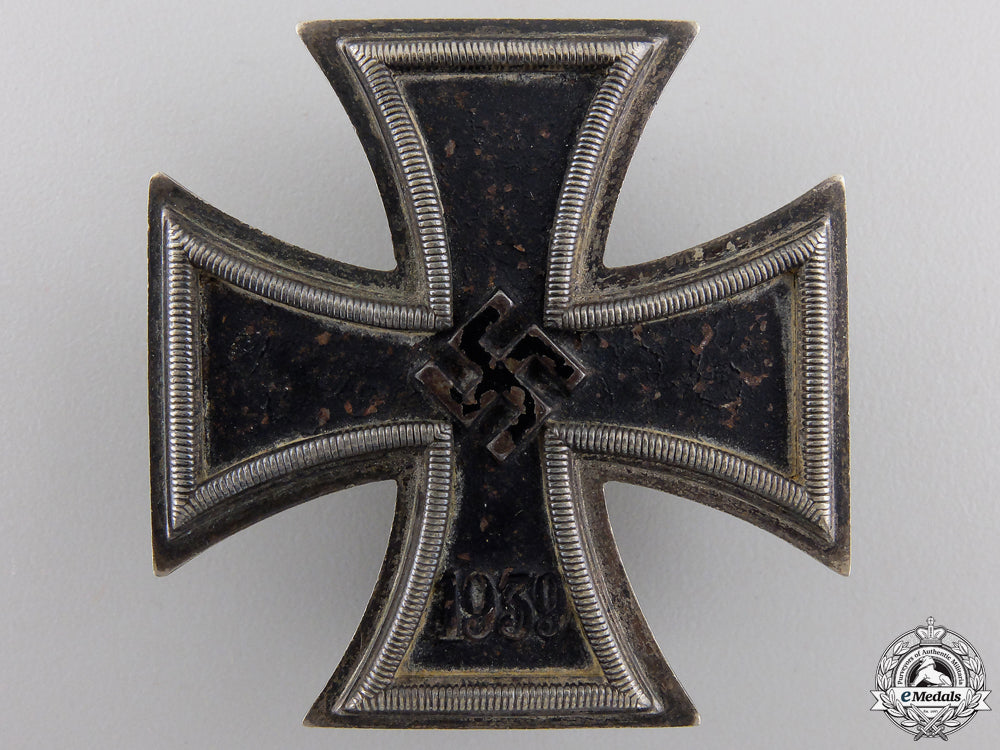 an_iron_cross_first_class1939_by_zimmermann_an_iron_cross_fi_554a13f8dd07a
