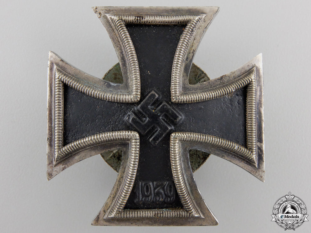 an_iron_cross_first_class1939_by_schauerte&_höhlfeld_an_iron_cross_fi_55c100ac4e475