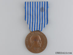 An Italian Army Long Command Merit Medal; Bronze Grade