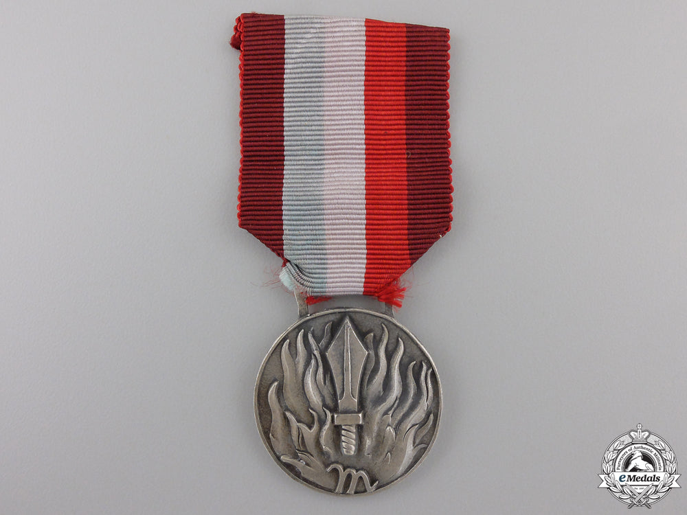 an_italian_fascist_medal_for_meritorious_service_an_italian_fasci_556df83d9e2a4