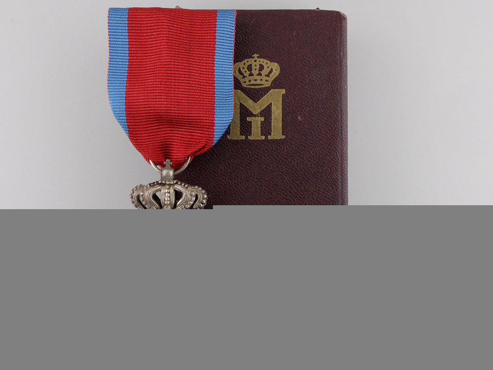 romania,_kingdom._an_of_the_star,_knight_with_crossed_swords,_c.1940_an_order_of_the__555b733f5542c
