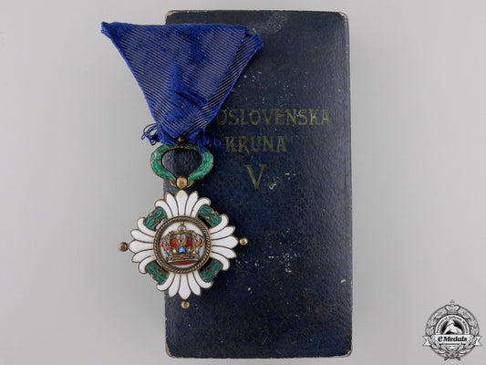 yugoslavia,_kingdom._an_order_of_the_crown,_v_class_with_case,_by_hugernin_freres&_co._an_order_of_the__555ca4a9be0fc_1