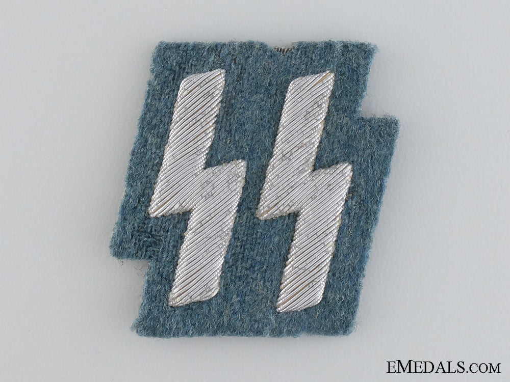 an_ss_members_runic_breast_insignia_an_ss_members_ru_546a3a9cd4e24