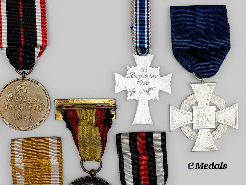 germany,_third_reich._a_mixed_lot_of_awards_for_military_and_civil_service_e_medals__g62857_7