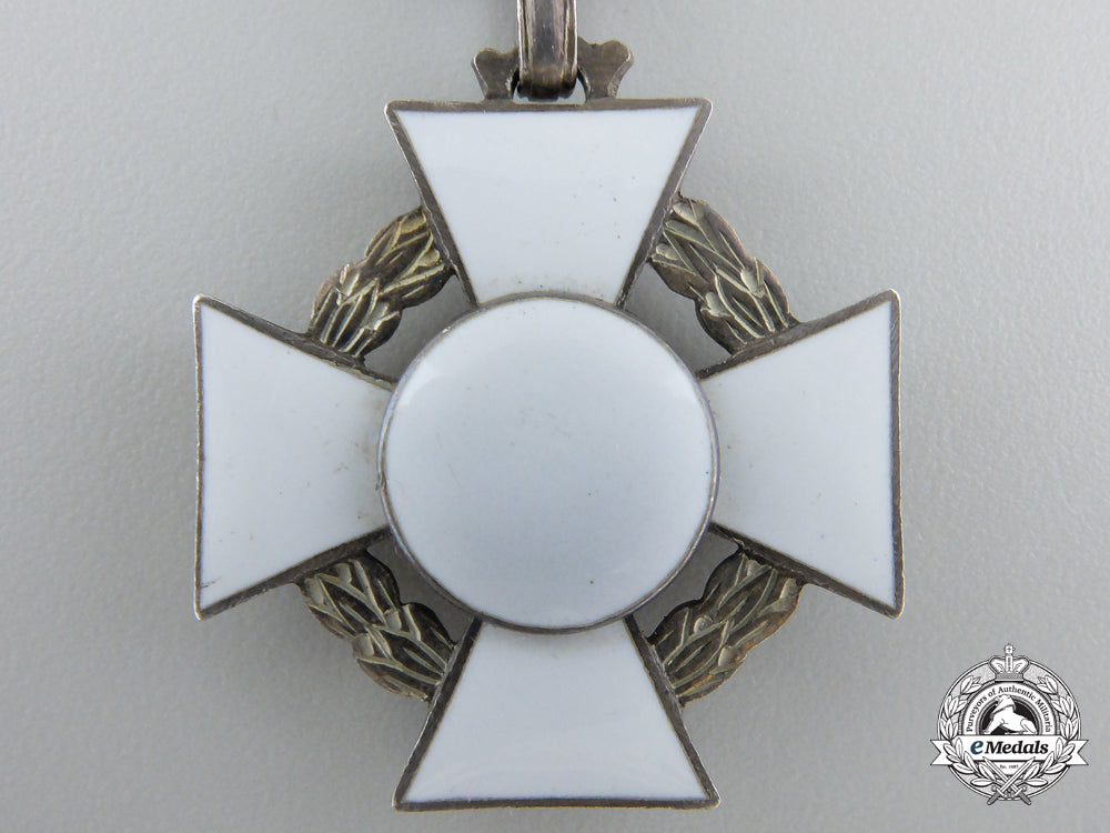 an_austrian_military_merit_cross_with_war_decoration_by_v.mayer_b_002
